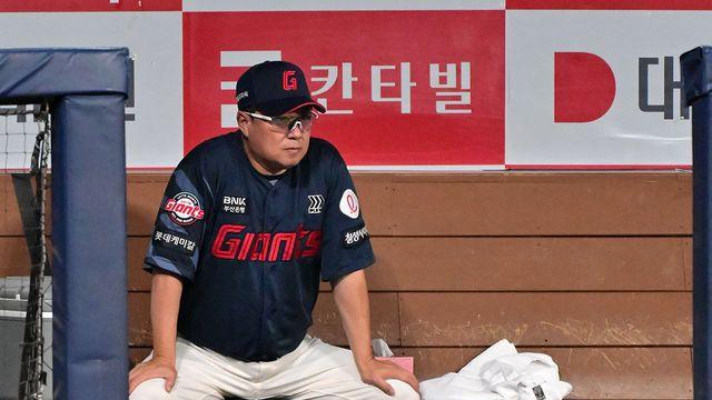 '1위→7위' 타격 고민에 빠진 롯데...