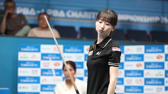 “아, 1점 때문에” 두 세트 역전패 당한 ‘다크호스’ 박예원…스롱에게 8강전 완패
