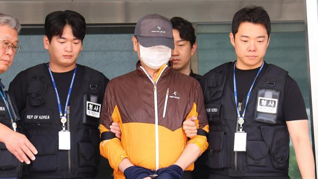 아들 사제 총기로 살해한 60대… 구속기간 연장