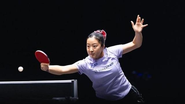 탁구 신유빈, 한일 간판 대결서 하리모토에 2-3 석패…32강 탈락