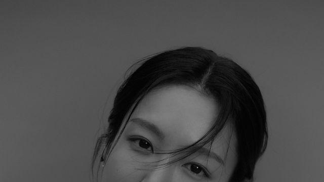 이혼 요구 받은 퍼스트레이디, 기자 신소율이 파헤친다