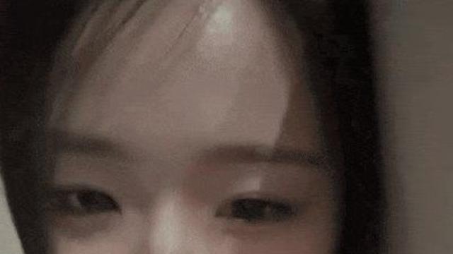 김채연이 라방중 끈을 보여준 이유
