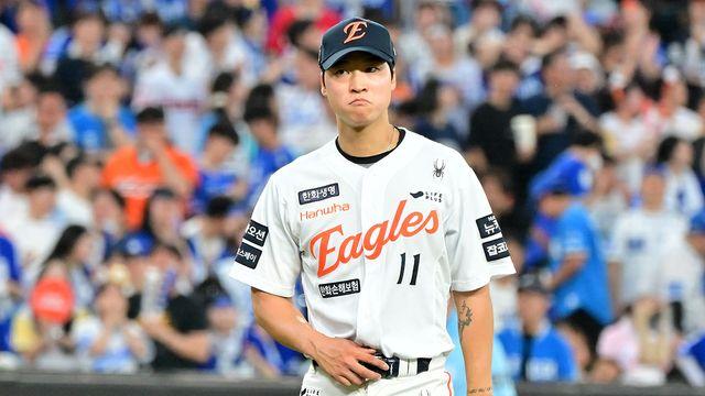 '깜짝 선발 철회' 한화, 엄상백 후반기 첫 선발 등판 나선다…'유일 타점' 손아섭 이틀 연속 '1번-DH' 선발 출격 [잠실 현장]
