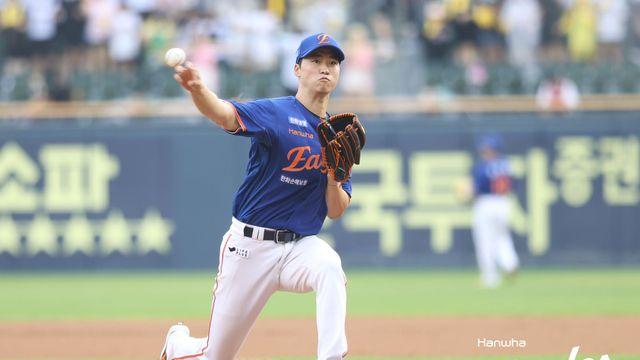 '78억 투수', 그런데 믿고 볼 수가 없다…엄상백, 1이닝 6실점 '시즌 최악투'→ERA 7.42까지 폭등 [잠실 현장]