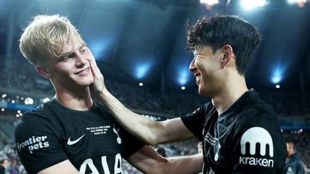 손흥민 문자 받고 기뻐하던 베리발, “쏘니가 이제 토트넘에 없다니…조금 이상해요”