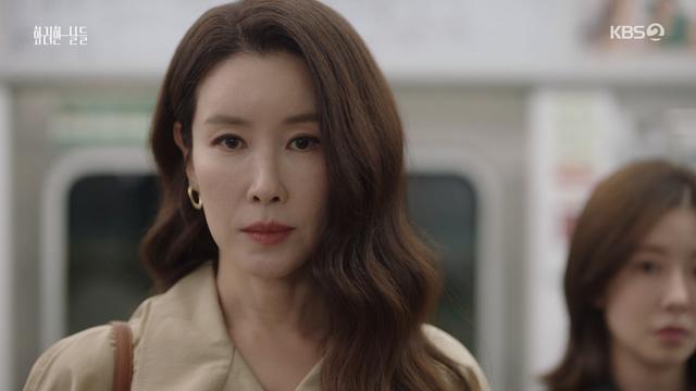 '화려한 날들' 이태란, 정인선과 무슨 관계? 미행→저혈당 연기