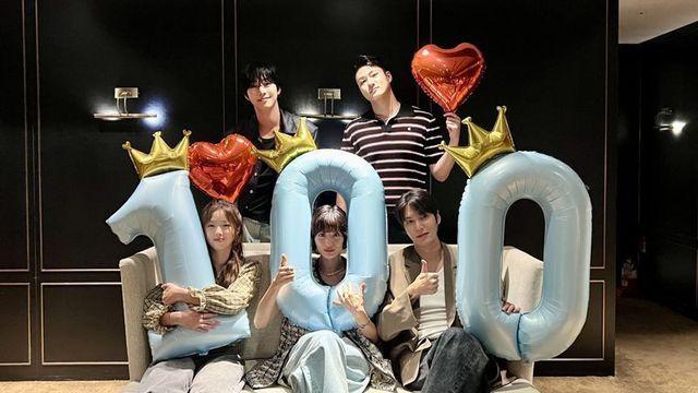 가장 우울한 관객 100만 돌파