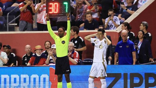 [손흥민 MLS 데뷔전 리뷰] ‘페널티킥 획득’ 30여분 맹활약! LA, SON 효과 실감하며 시카고 원정 무승부