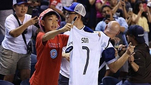 손흥민 인기 ‘상상 이상’…MLS 데뷔전 매진 수준→美 언론+SON도 깜짝 놀랐다