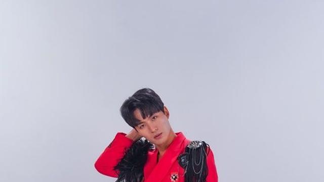 진웅 