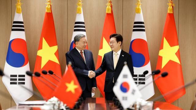 Tổng Bí thư Tô Lâm hội đàm với Tổng thống Hàn Quốc Lee Jae-myung