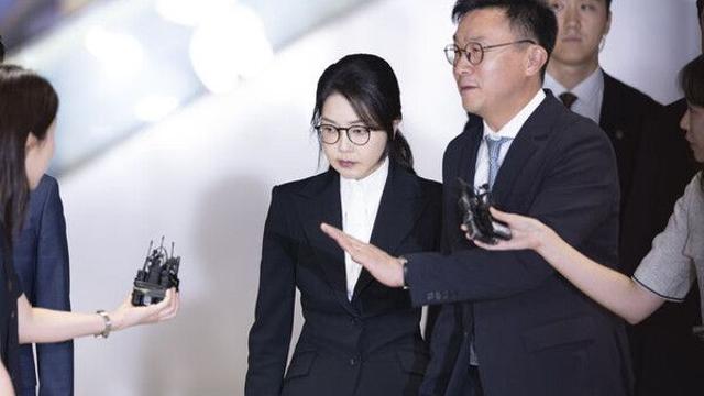 구속 기로 김건희…尹부부 동시 구속 오늘 결론