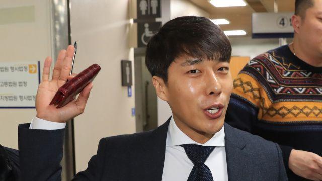 [단독] ‘양육비 1억 미지급’ 김동성, ‘배드파더스·언론 인터뷰’한 전 부인 고소