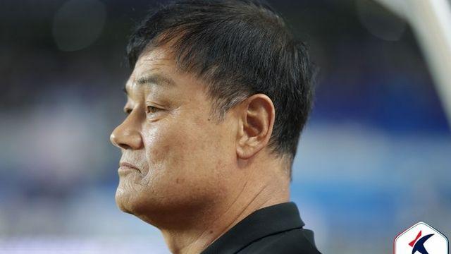 [K리그2 이슈] 선수 없는데 '프로 승인'...용인FC, 선수단 구성은 어떻게? 최윤겸 감독 