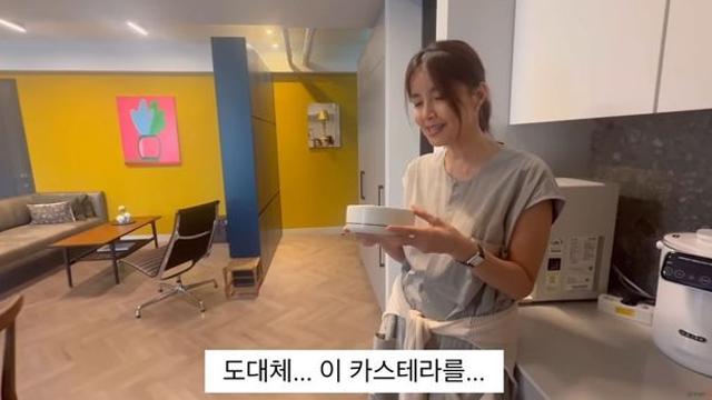 신애라, 곰팡이 핀 카스텔라 발견하고 충격 “요즘 건망증 심해져” [RE:뷰]