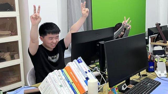 중국 청년층 사이에서 유행하는 ‘출근한 척하기’