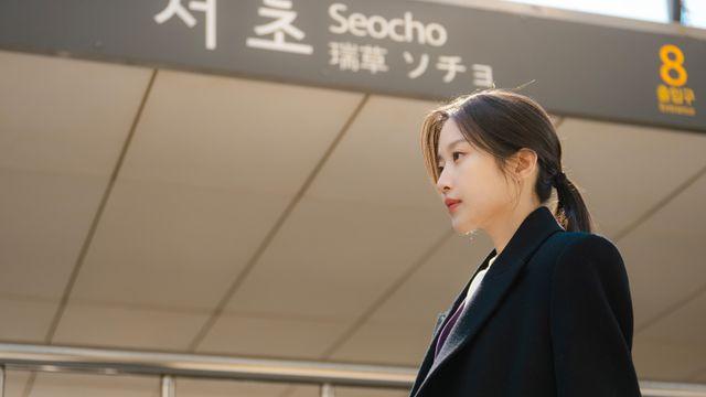 문가영 “오늘도 버텨낸 모두 응원”…첫 변호사役 ‘서초동’ 종영 인사
