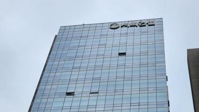 김건희 특검, ‘반클리프 목걸이 인사청탁 의혹’ 서희건설 압수수색