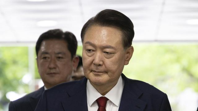 윤석열, 내란 재판 4회 연속 불출석…궐석재판 진행