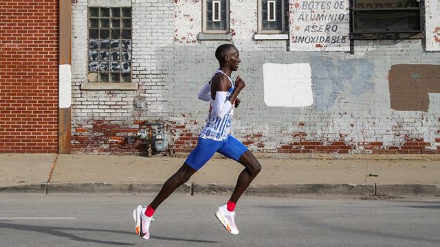 마라톤 세계기록 보유자와 조깅해본 미국 아나운서