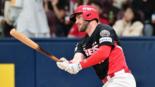 외국인 타자가 뒤에서 4등이라니…'후반기 타율 0.167' 위즈덤은 KIA의 믿음에 부응할 수 있을까