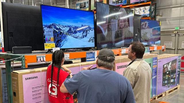 미 7월 CPI 인플레 2.7% 유지…근원치는 3.1%로 커져