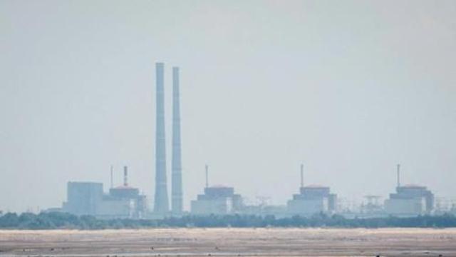 우크라 자포리자 원전 부근서 연기…