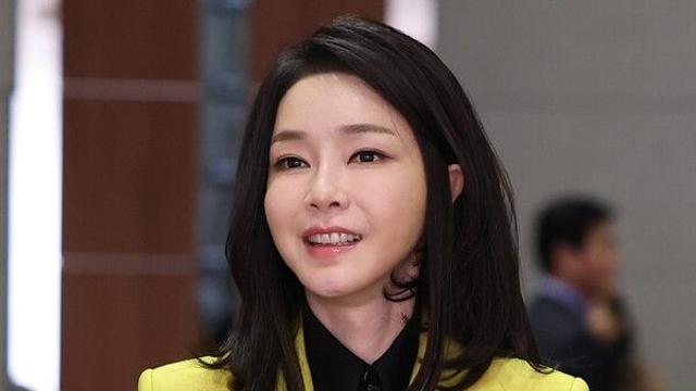 [2보] 쏟아진 의혹에도 ‘모르쇠’로 일관한 김건희 결국 구속···증거인멸 우려
