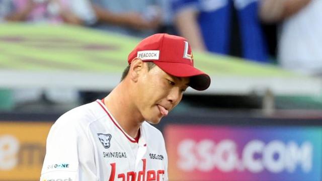 '어깨 염증' 김광현, 12일 캐치볼 몸 상태 체크…복귀 시점 물음표 