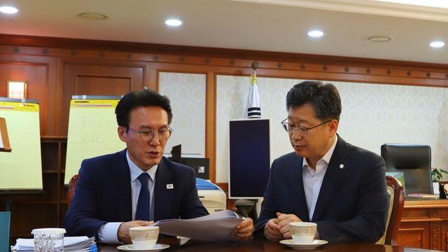 안호영 의원, 김민석 국무총리 만나 완주·전주 행정통합 논의