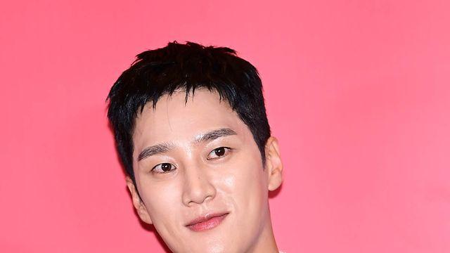 안보현, '7년 거주' 망원동 추억 …