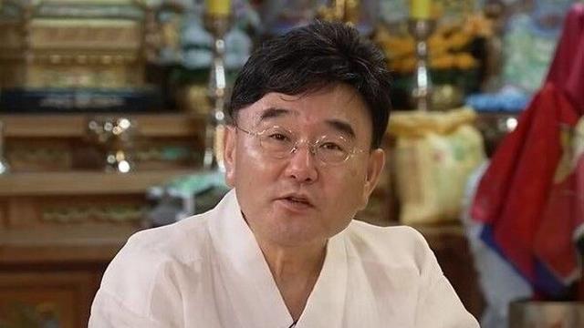 정호근, 5년치 무속 수입 미신고 