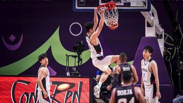 한국 남자농구, 괌에 99-66 완승…아시아컵 8강 진출 성공