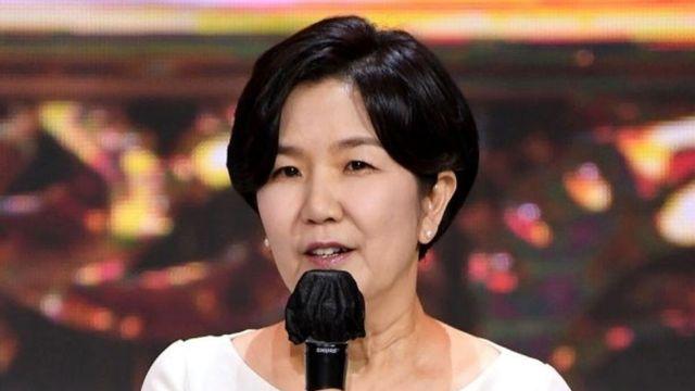 이성미, 안타까운 가정사 고백…”부친 재혼으로 엄마 5명” [RE:뷰]