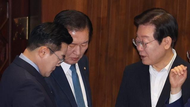 李대통령, 정청래·박찬대와 만찬…”우리는 언제나 한식구”