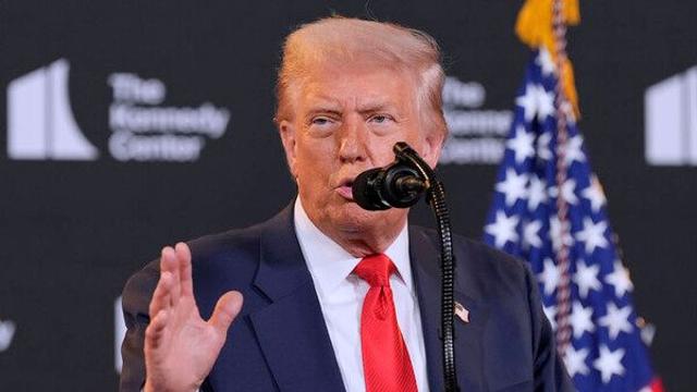 “트럼프, 유럽 정상들에 ‘우크라 영토 거래’ 선 그어” CNN