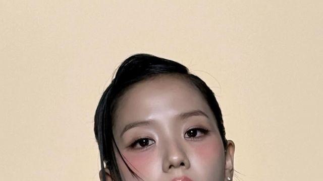 블핑 지수, ‘인간 디올’의 품격... 난해한 헤어도 완벽 소화 [AI 포토컷]
