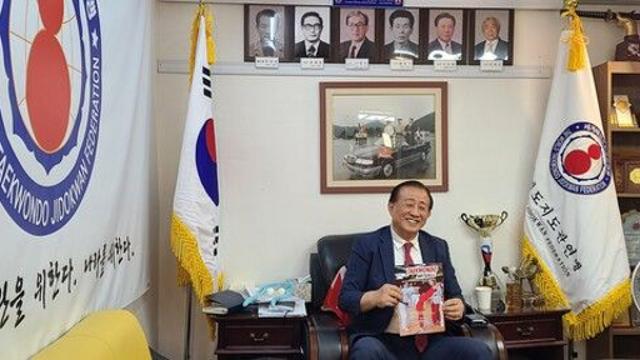 세계태권도지도관연맹 이승완 총재, TAEKWONDO ACUTEL 잡지사와 단독 인터뷰