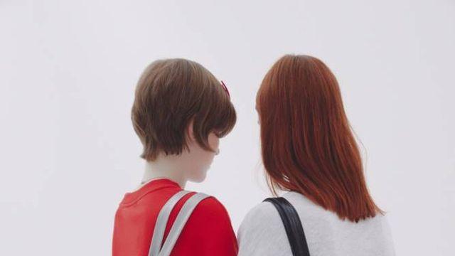 리본 하나로 완성하는 사계절 스타일, 듀이듀이 '리본 숄더백'