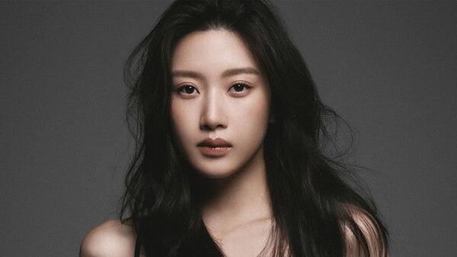 문가영, '밴드 음악 마니아'였다…엠넷 '스틸하트클럽' MC