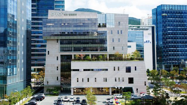 디오, 재무 건전성 강화 속 주요 국가 영업망 재건 ‘지속’…”아직도 저평가 상태”