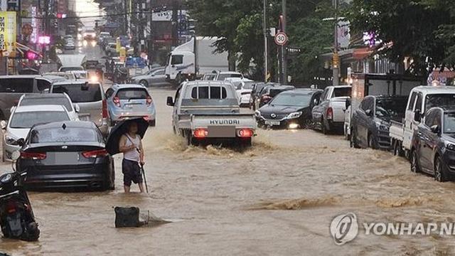 인천, 집중호우에 도로 2곳 통제 유지…영종도 누적 258㎜