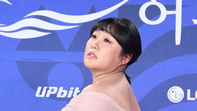 '골든' 커버 끝판왕 떴다…'부캐 부자' 이수지, 이번엔 빌보드 '정조준' [엑's 이슈]