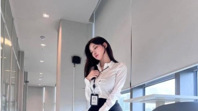 와.. 진짜 갓세희 기럭지는..