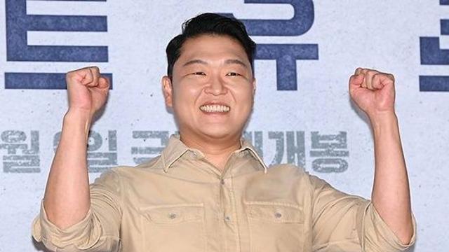 싸이, 탁현민 전화 한 통에…'광복 80년 전야제' 노개런티 출연