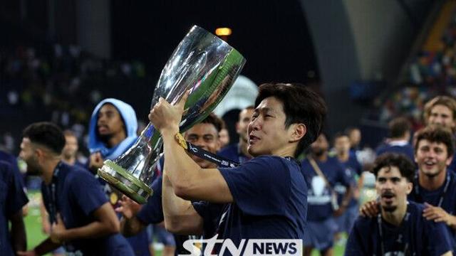 ‘이강인 중거리포 득점! 승부차기까지 성공’ PSG, 0-2→2-2...토트넘과의 접전 끝에 UEFA 슈퍼컵 우승!