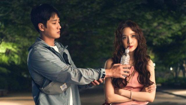 윤아♥안보현, 이미지 배반한 연기로 웃음 전해…’악마가 이사왔다’서 완벽 변신