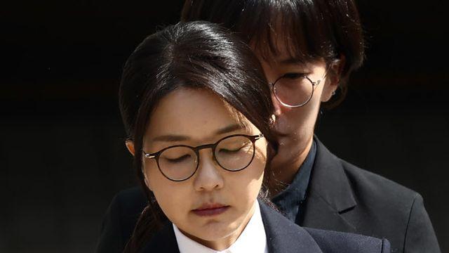 김건희 구속에 침묵하는 국힘…내부서는 “법치후퇴·별건구속”