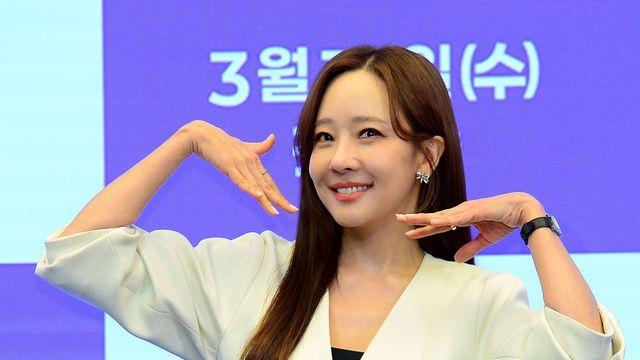 ‘논란 여파?’ 소유진 생일 파티, 올해는 백종원 흔적 없었다