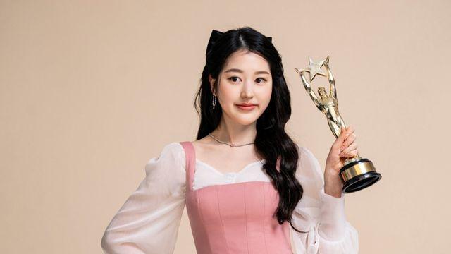 ‘장원영 언니’ 장다아, 톱스타 됐다